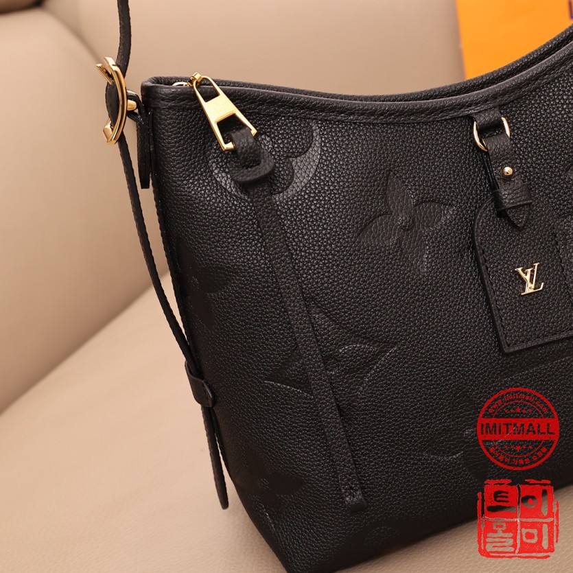 louis_vuitton_xxxxx_big_00013.jpg