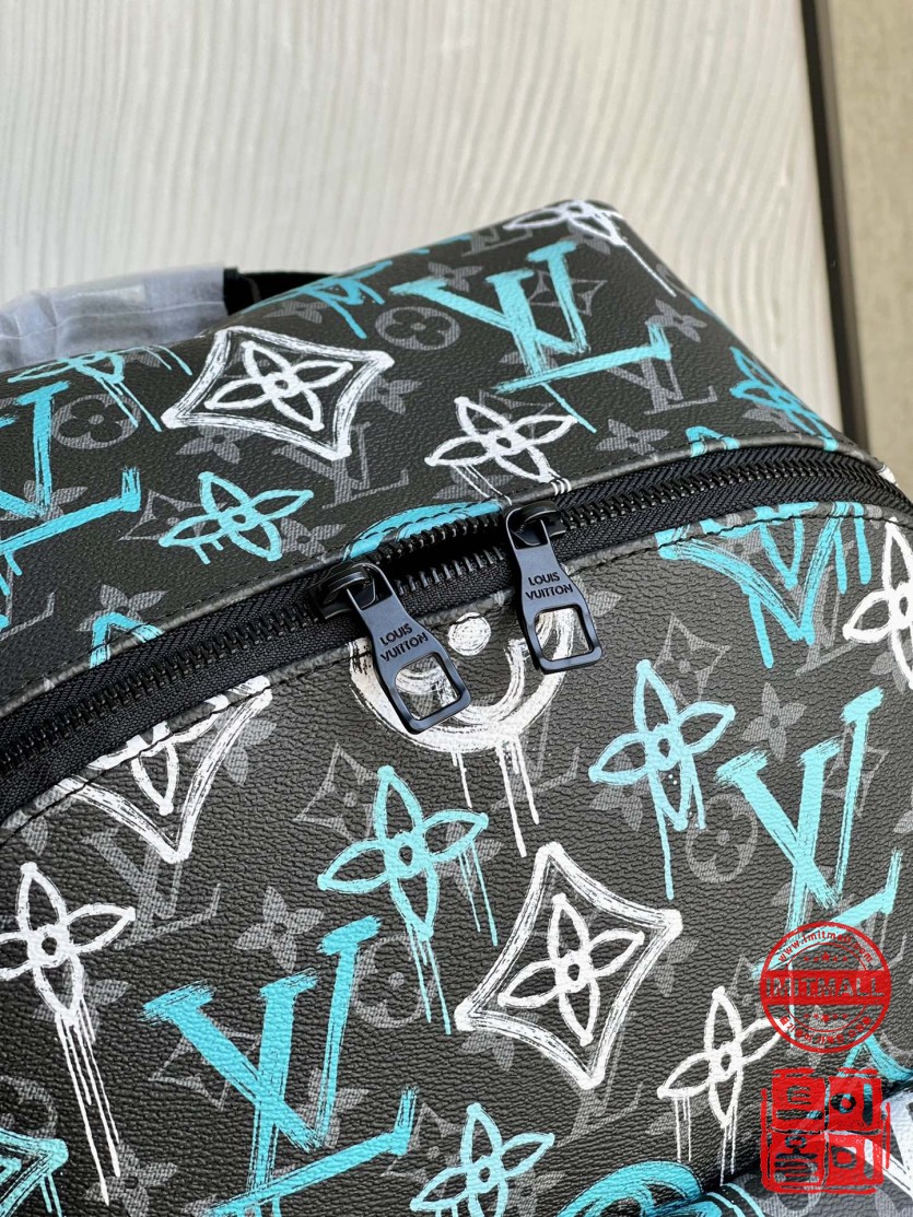 louis_vuitton_xxxxx_big_00002.jpg