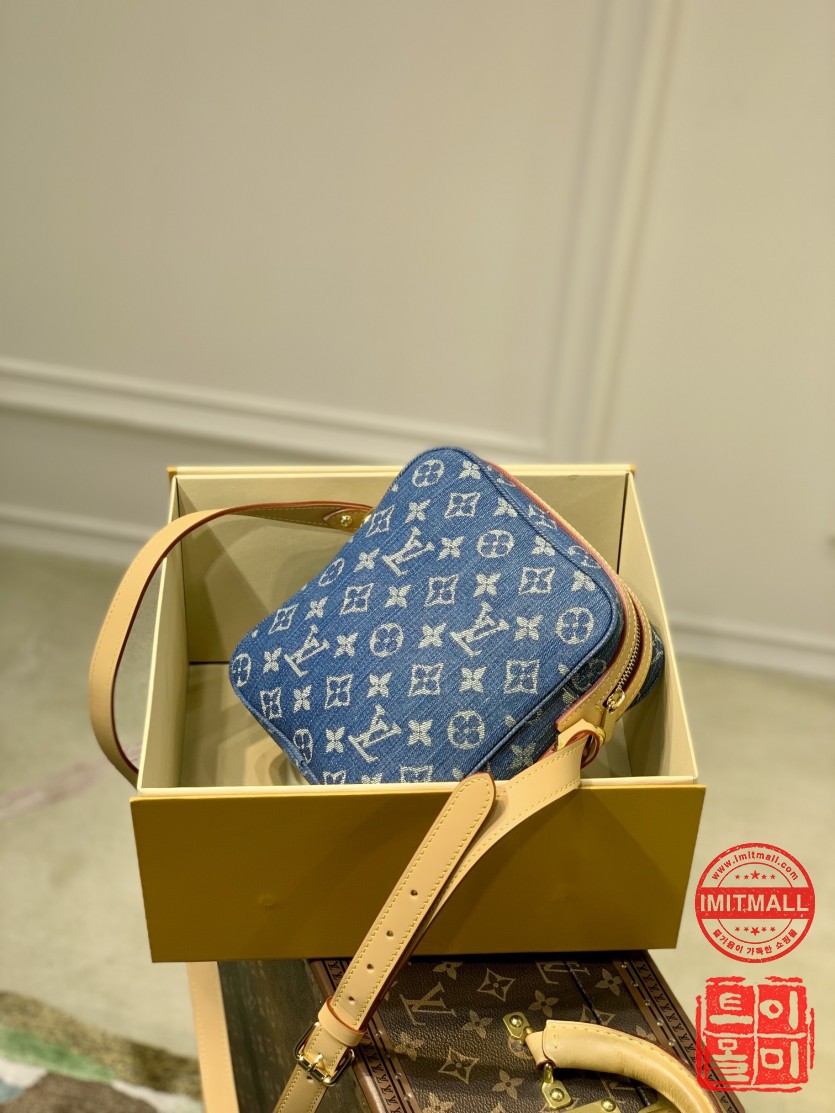 louis_vuitton_xxxxx_big_00002.jpg
