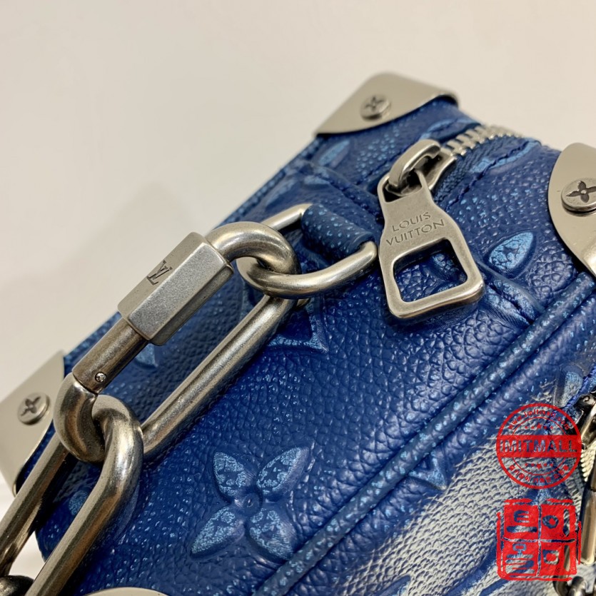 louis_vuitton_xxxxx_big_00005.jpg