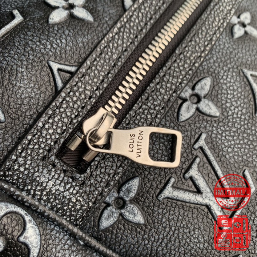 louis_vuitton_xxxxx_big_00006.jpg