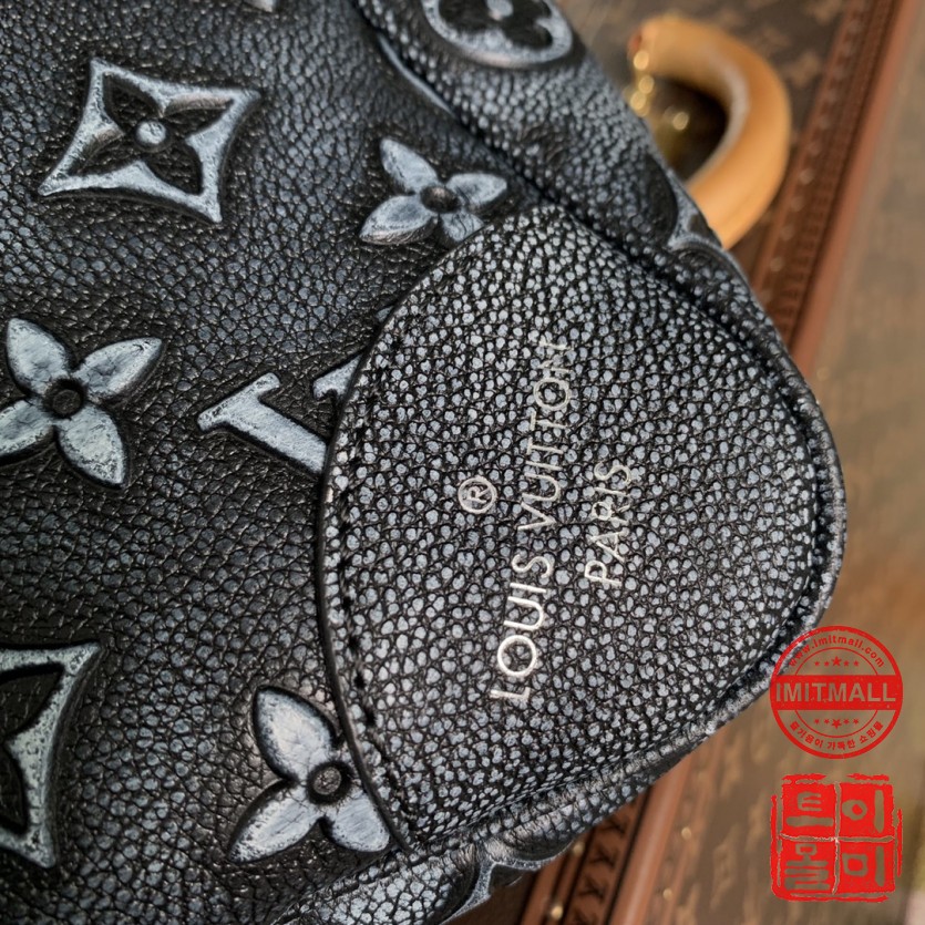 louis_vuitton_xxxxx_big_00007.jpg