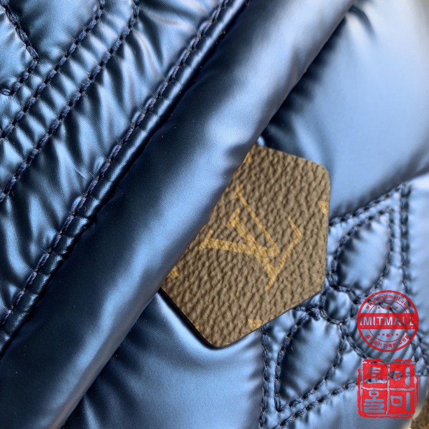 louis_vuitton_xxxxx_big_00005.jpg