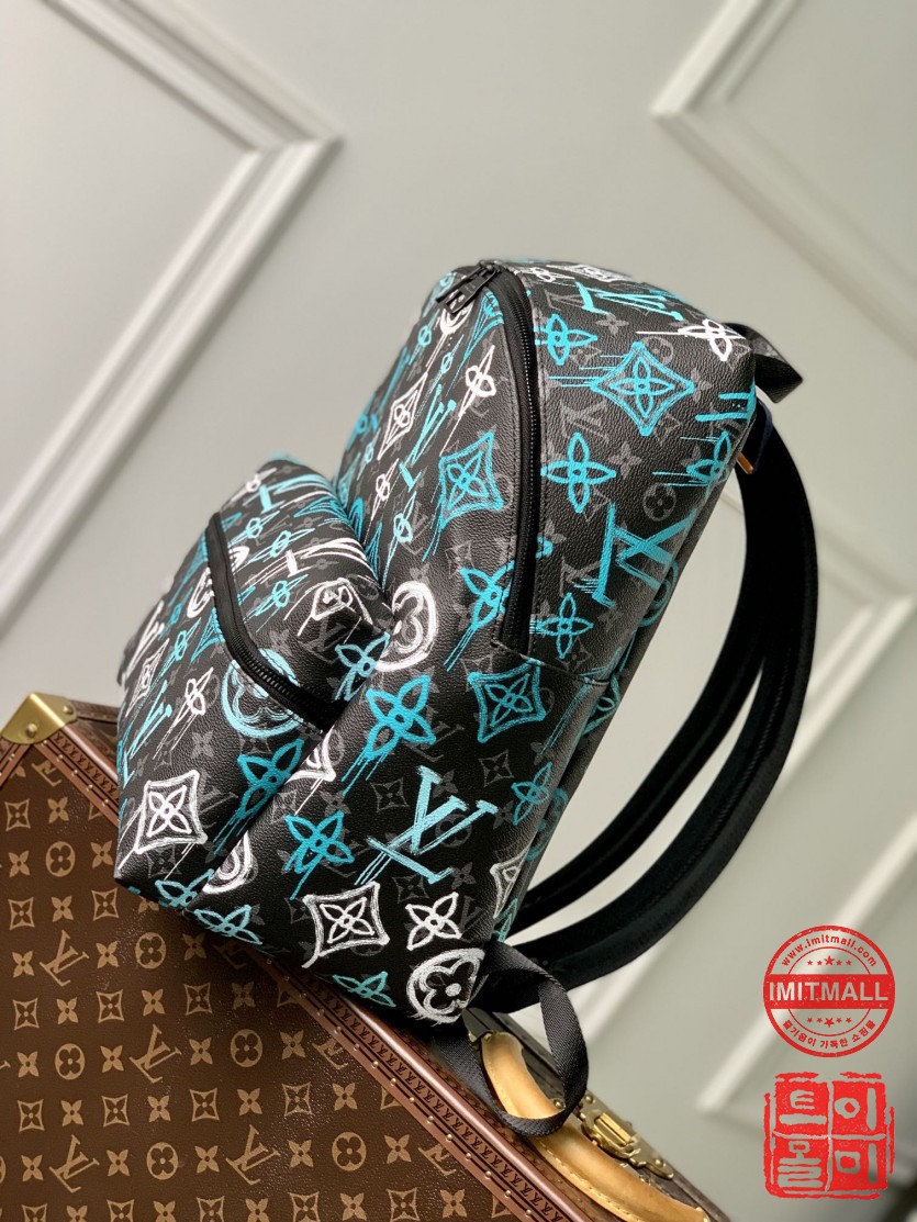 louis_vuitton_xxxxx_big_00003.jpg