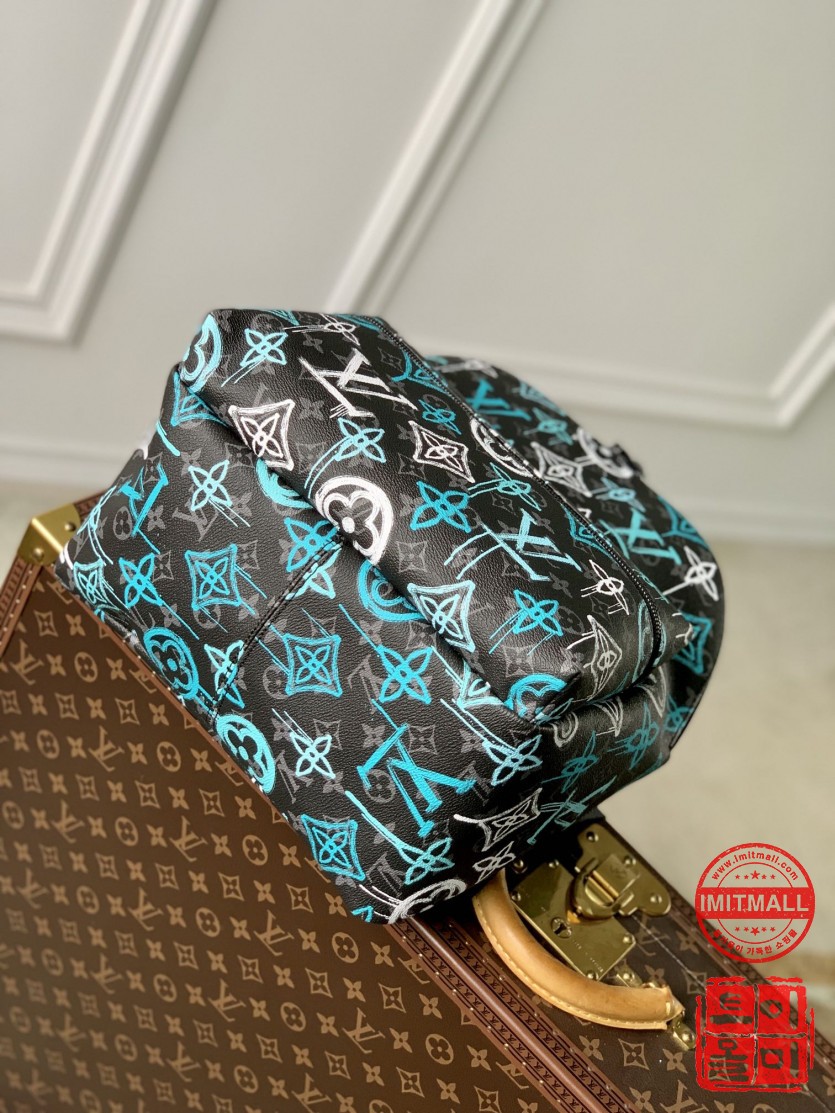 louis_vuitton_xxxxx_big_00004.jpg