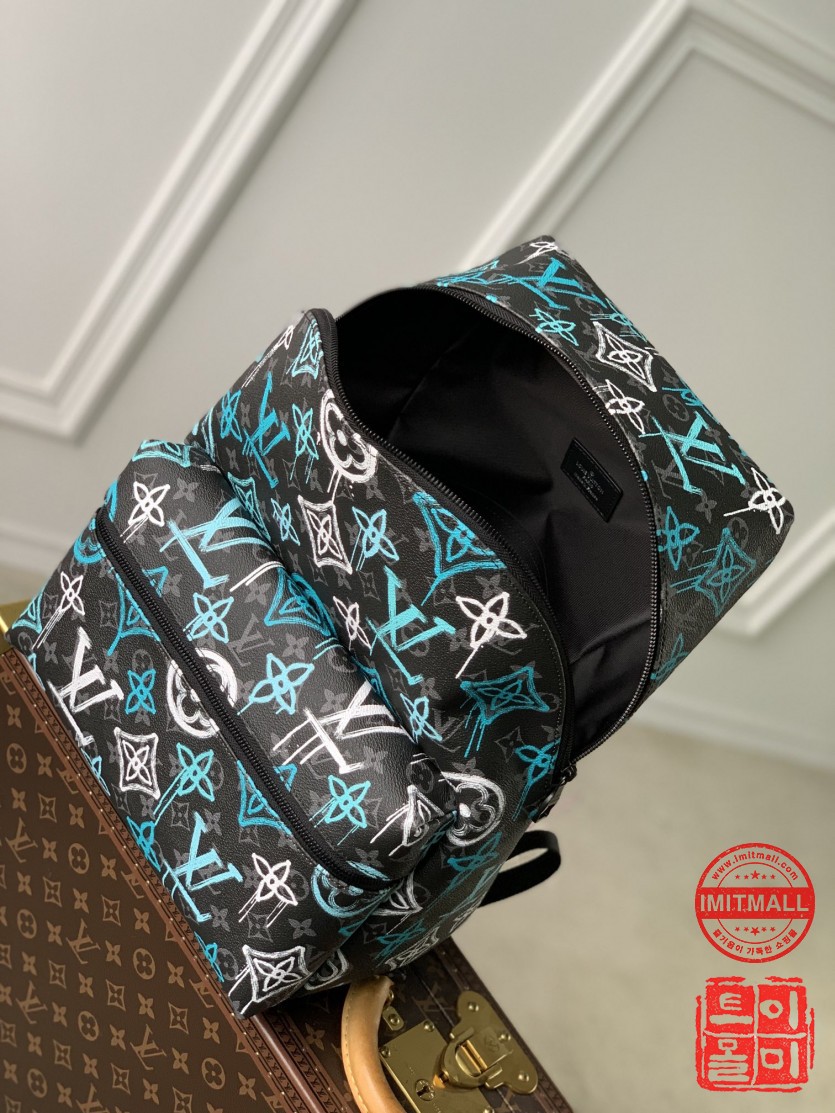 louis_vuitton_xxxxx_big_00007.jpg
