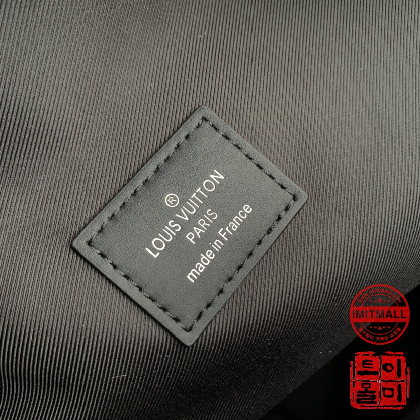 louis_vuitton_xxxxx_big_00008.jpg