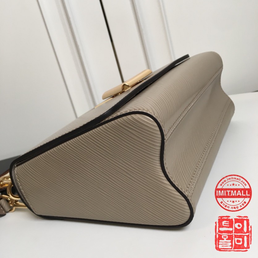 louis_vuitton_xxxxx_big_00008.jpg