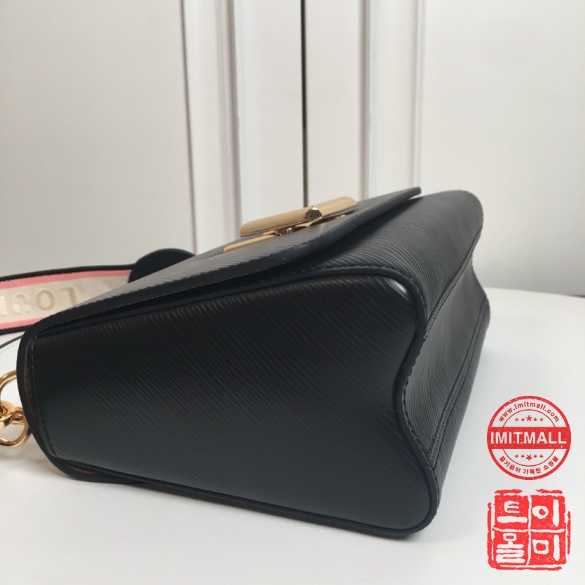 louis_vuitton_xxxxx_big_00006.jpg
