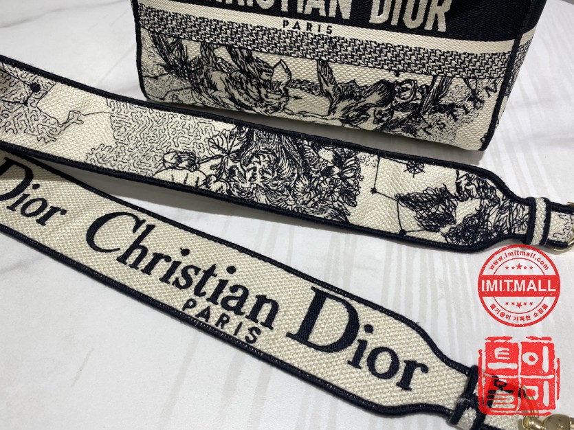 dior_xxxxx_big_00007.jpg