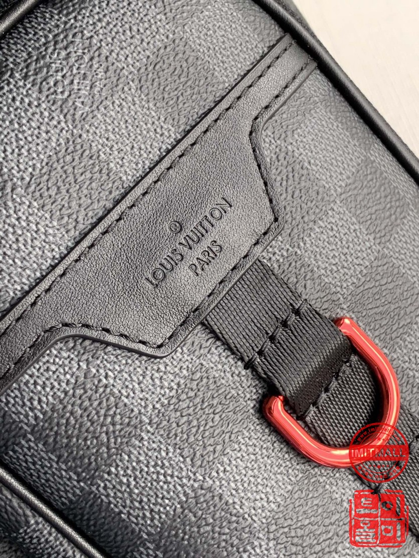 louis_vuitton_xxxxx_big_00005.jpg
