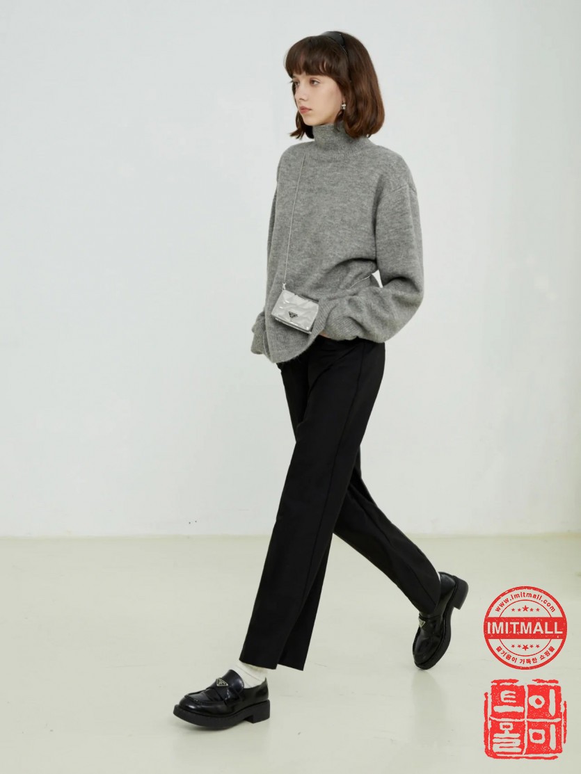 prada_xxxxx_big_00011.jpg