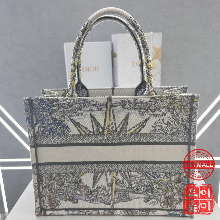 dior_xxxxx_big_00003.jpg