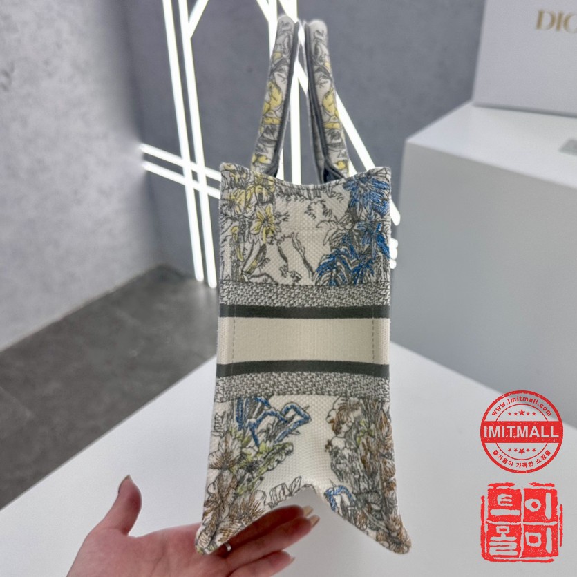 dior_xxxxx_big_00003.jpg