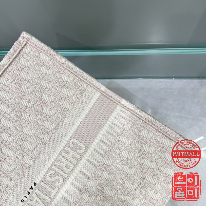 dior_xxxxx_big_00004.jpg
