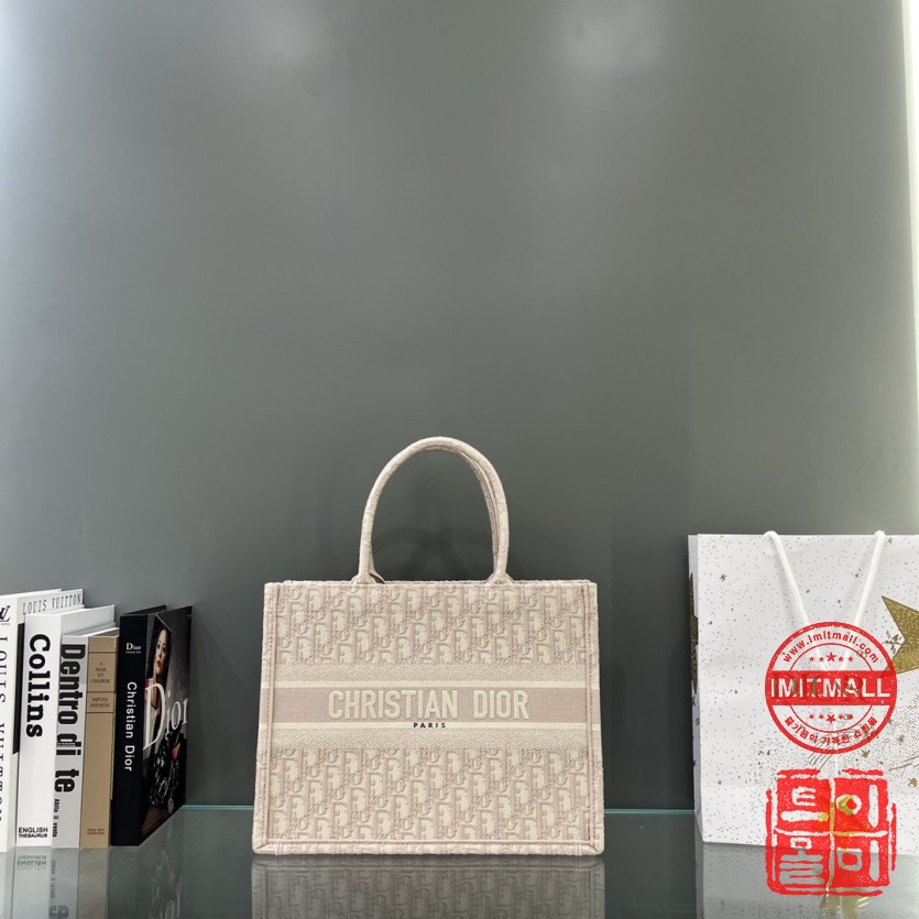 dior_xxxxx_big_00001.jpg