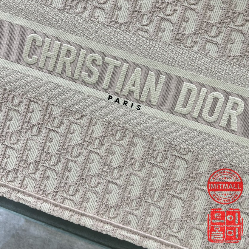 dior_xxxxx_big_00006.jpg