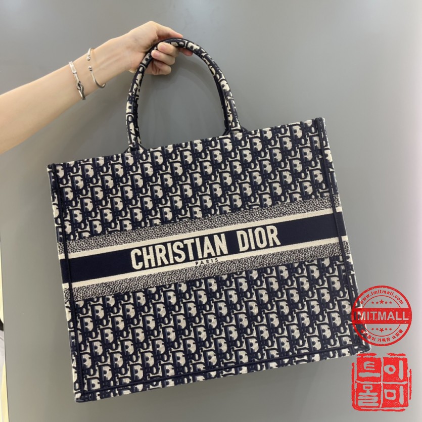 dior_xxxxx_big_00001.jpg