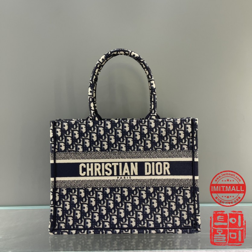 dior_xxxxx_big_00002.jpg