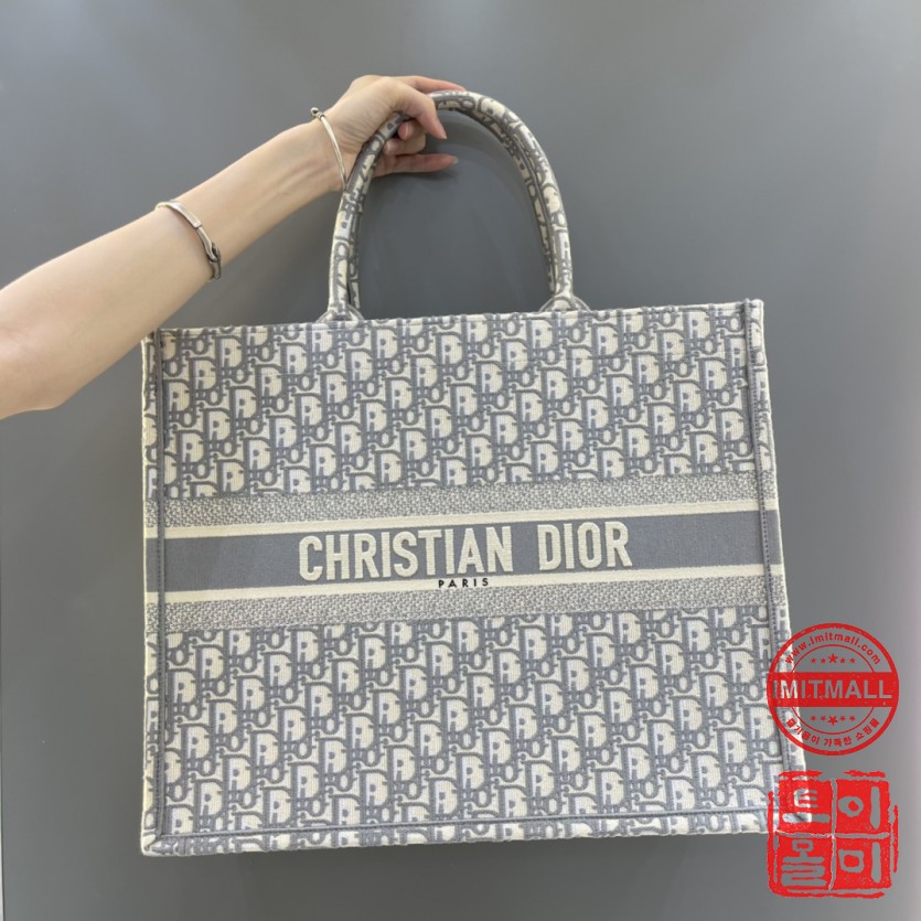 dior_xxxxx_big_00001.jpg