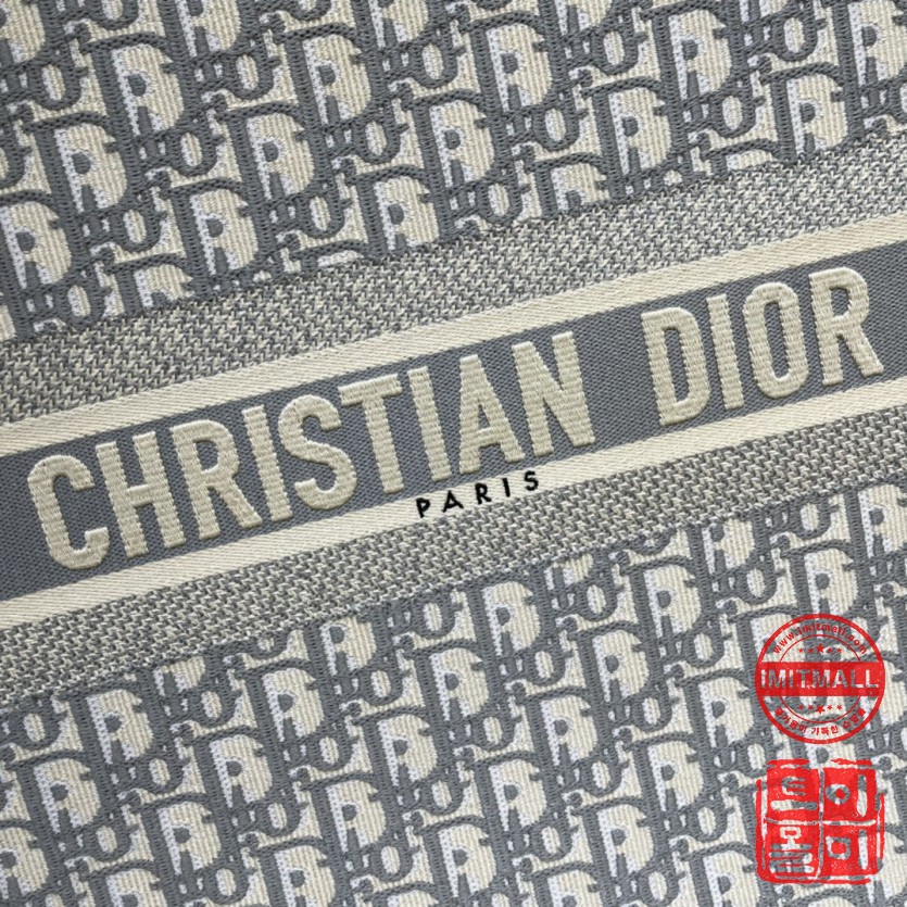 dior_xxxxx_big_00004.jpg