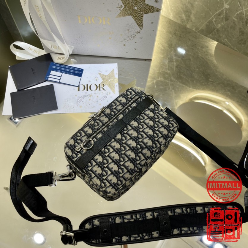 dior_xxxxx_big_00002.jpg