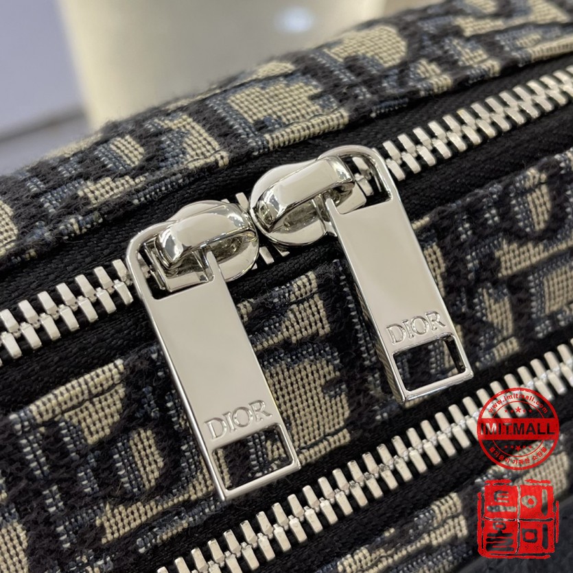 dior_xxxxx_big_00005.jpg