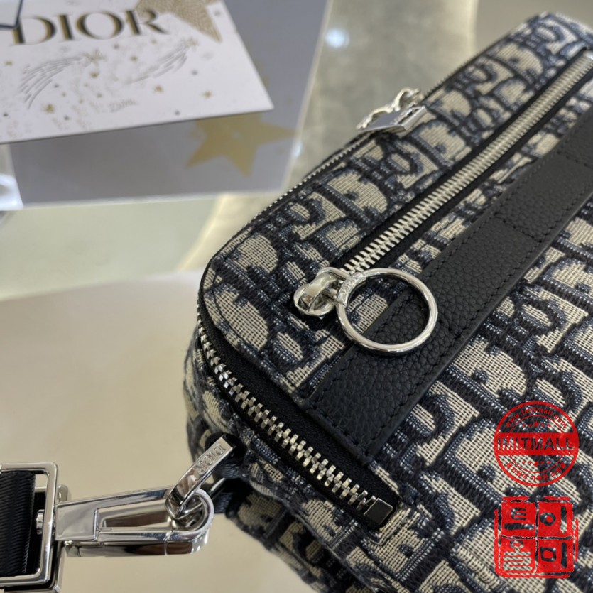 dior_xxxxx_big_00004.jpg