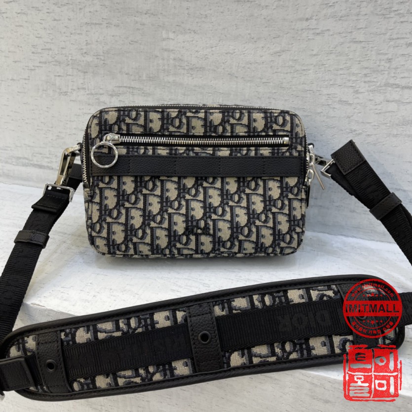 dior_xxxxx_big_00011.jpg