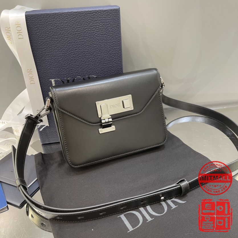 dior_xxxxx_big_00001.jpg