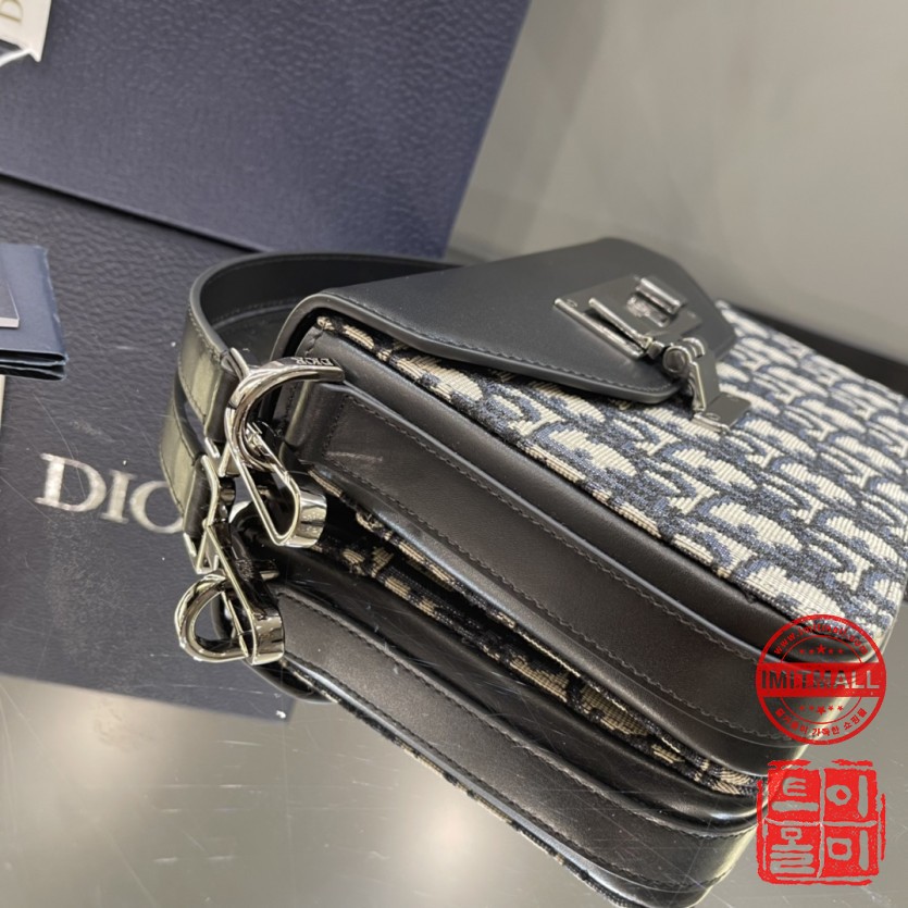 dior_xxxxx_big_00005.jpg
