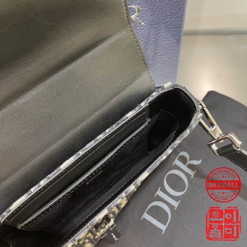 dior_xxxxx_big_00008.jpg