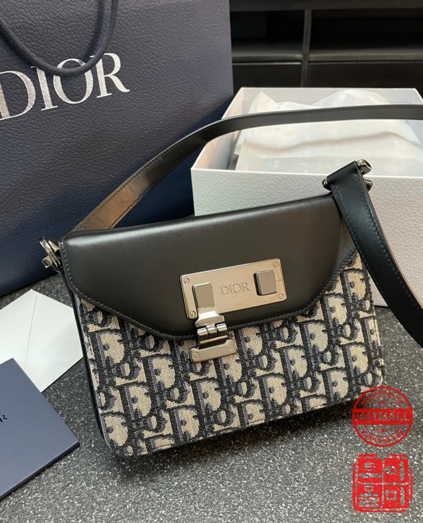 dior_xxxxx_big_00011.jpg