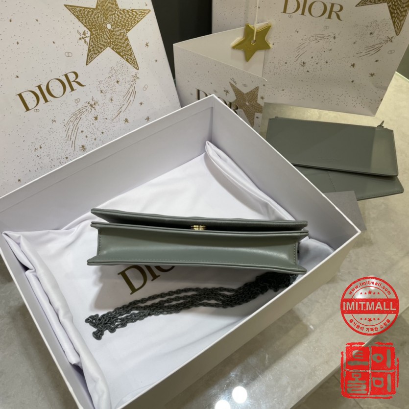 dior_xxxxx_big_00008.jpg