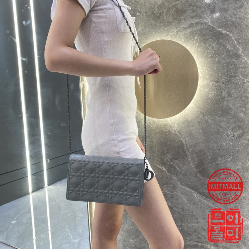 dior_xxxxx_big_00013.jpg