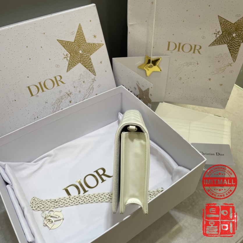 dior_xxxxx_big_00002.jpg