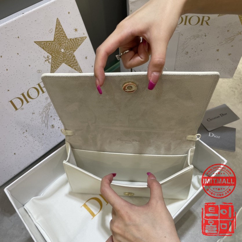 dior_xxxxx_big_00006.jpg