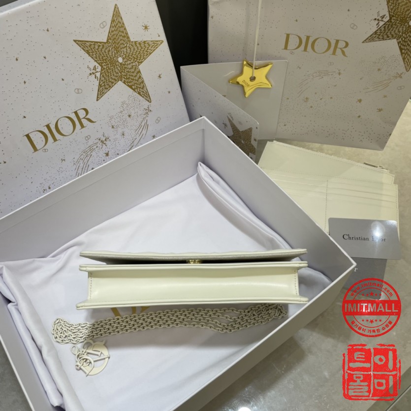 dior_xxxxx_big_00009.jpg