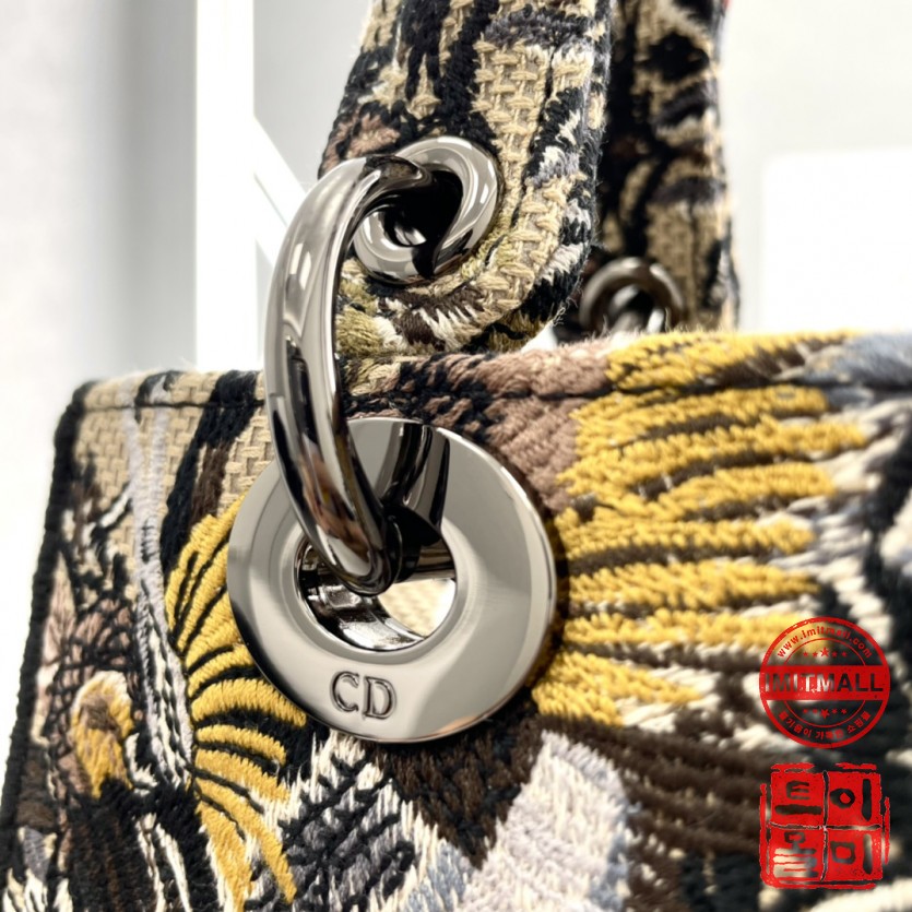 dior_xxxxx_big_00006.jpg