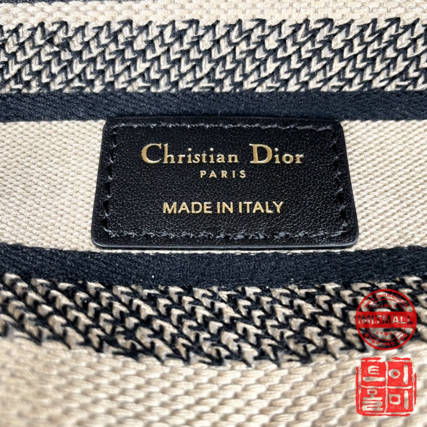 dior_xxxxx_big_00009.jpg