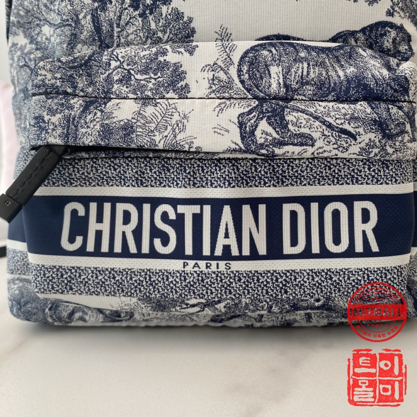 dior_xxxxx_big_00007.jpg