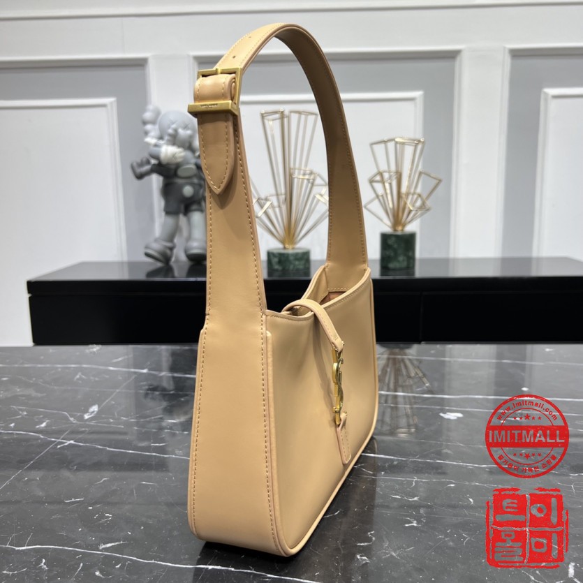 ysl_xxxxx_big_00003.jpg