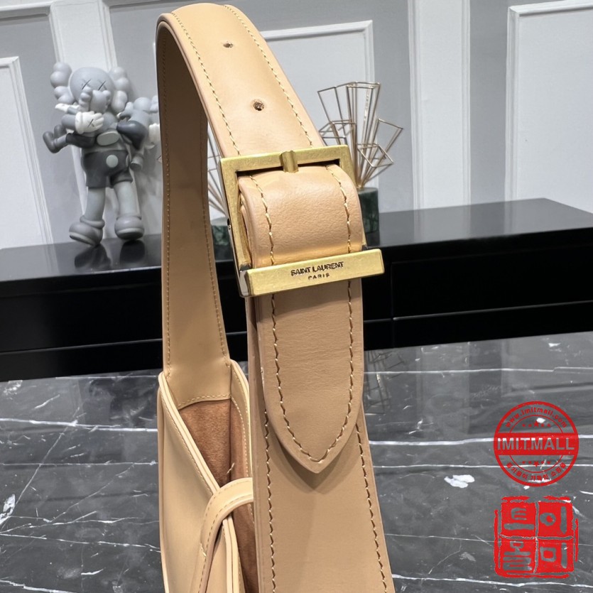 ysl_xxxxx_big_00006.jpg