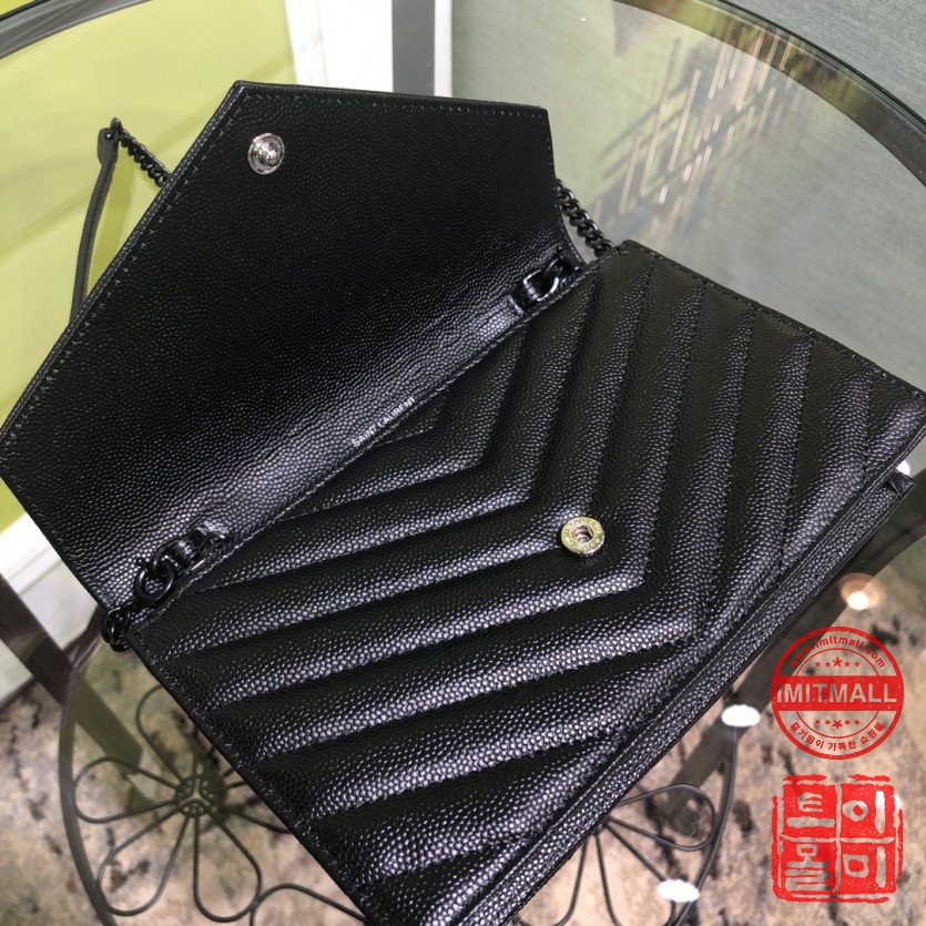 ysl_xxxxx_big_00006.jpg
