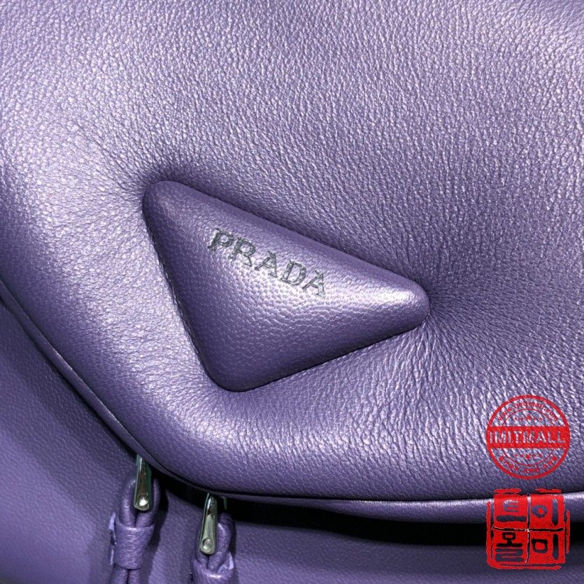 prada_xxxxx_big_00005.jpg