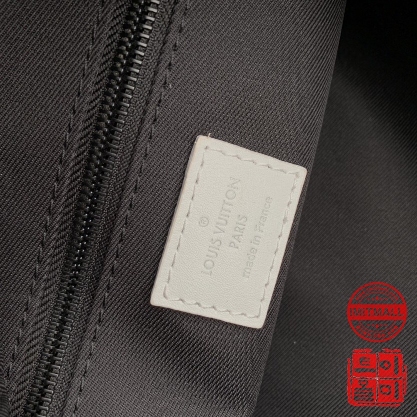 louis_vuitton_xxxxx_big_00007.jpg