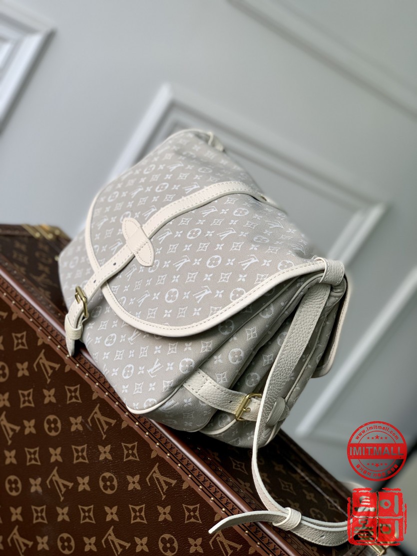 louis_vuitton_xxxxx_big_00007.jpg