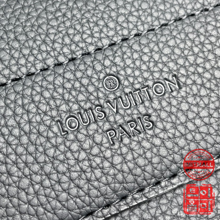 louis_vuitton_xxxxx_big_00008.jpg