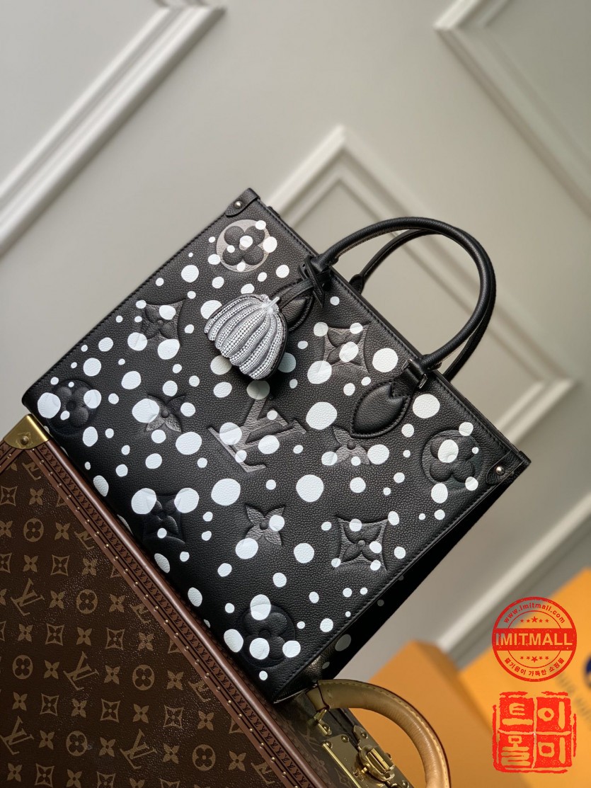 louis_vuitton_xxxxx_big_00001.jpg