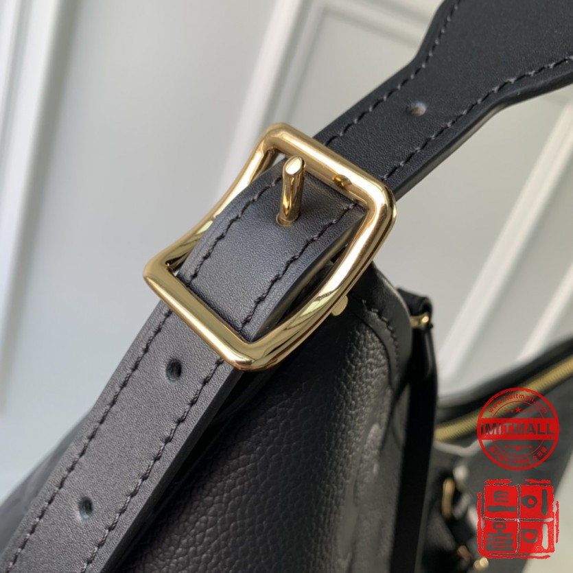 louis_vuitton_xxxxx_big_00009.jpg